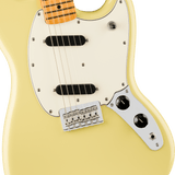 Fender Player II Mustang, Maple Fingerboard, Hialeah Yellow