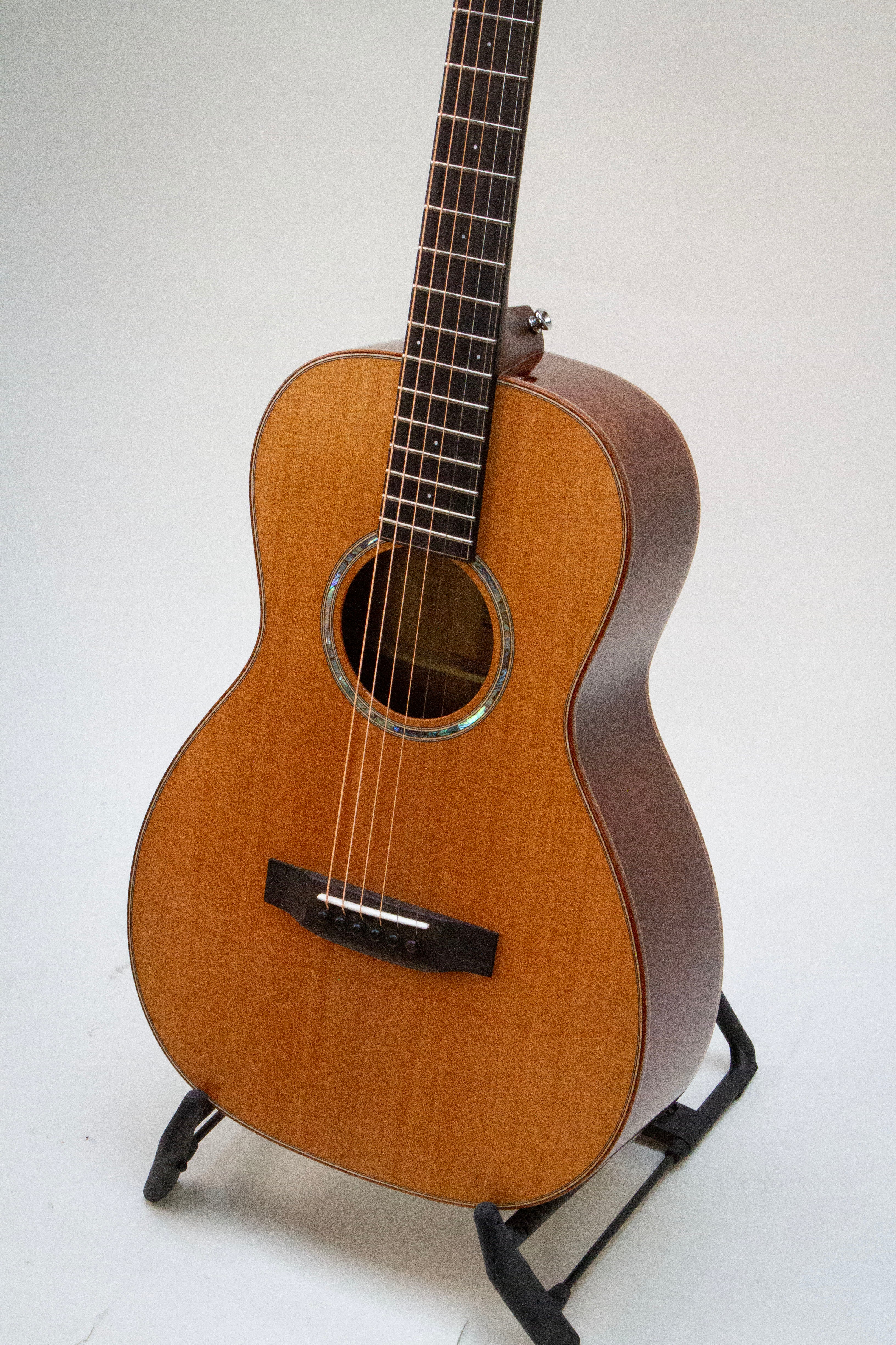 Auden Emily Rose Cedar Mahogany - Regent Sounds